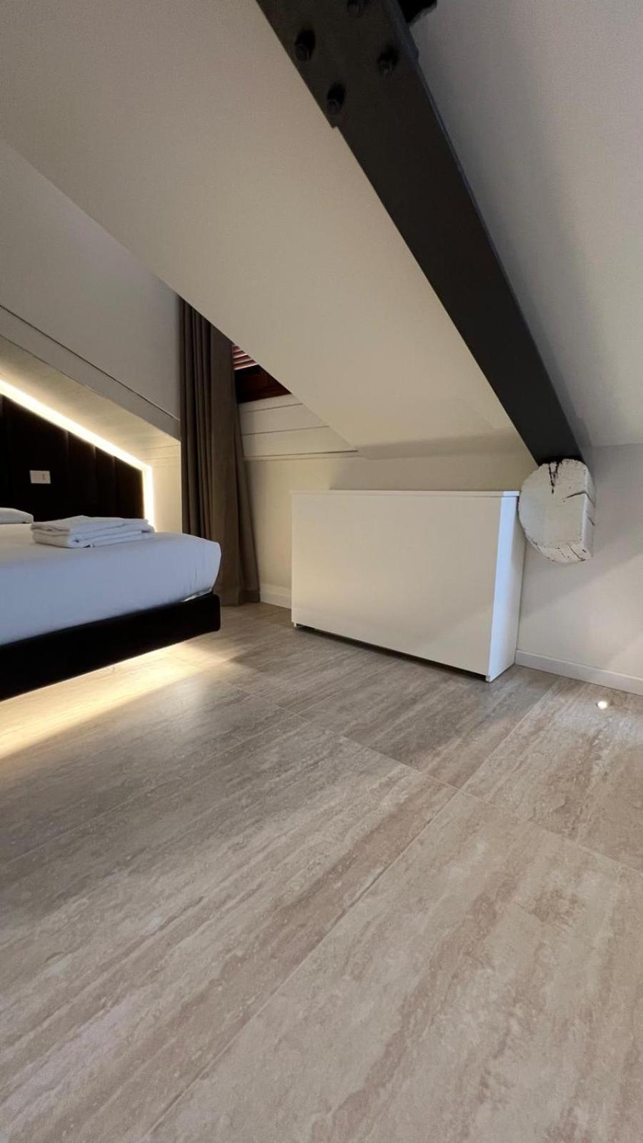 Apartment Brera Prestige Near Duomo