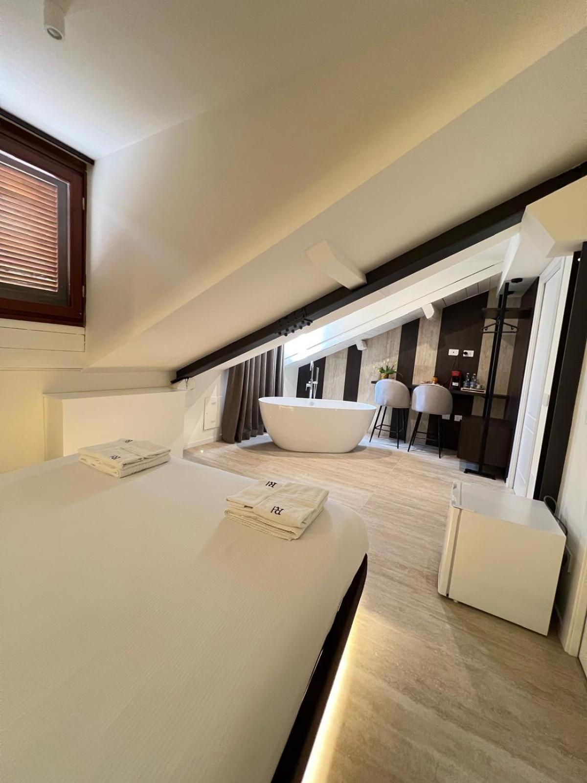 Apartment Brera Prestige Near Duomo *